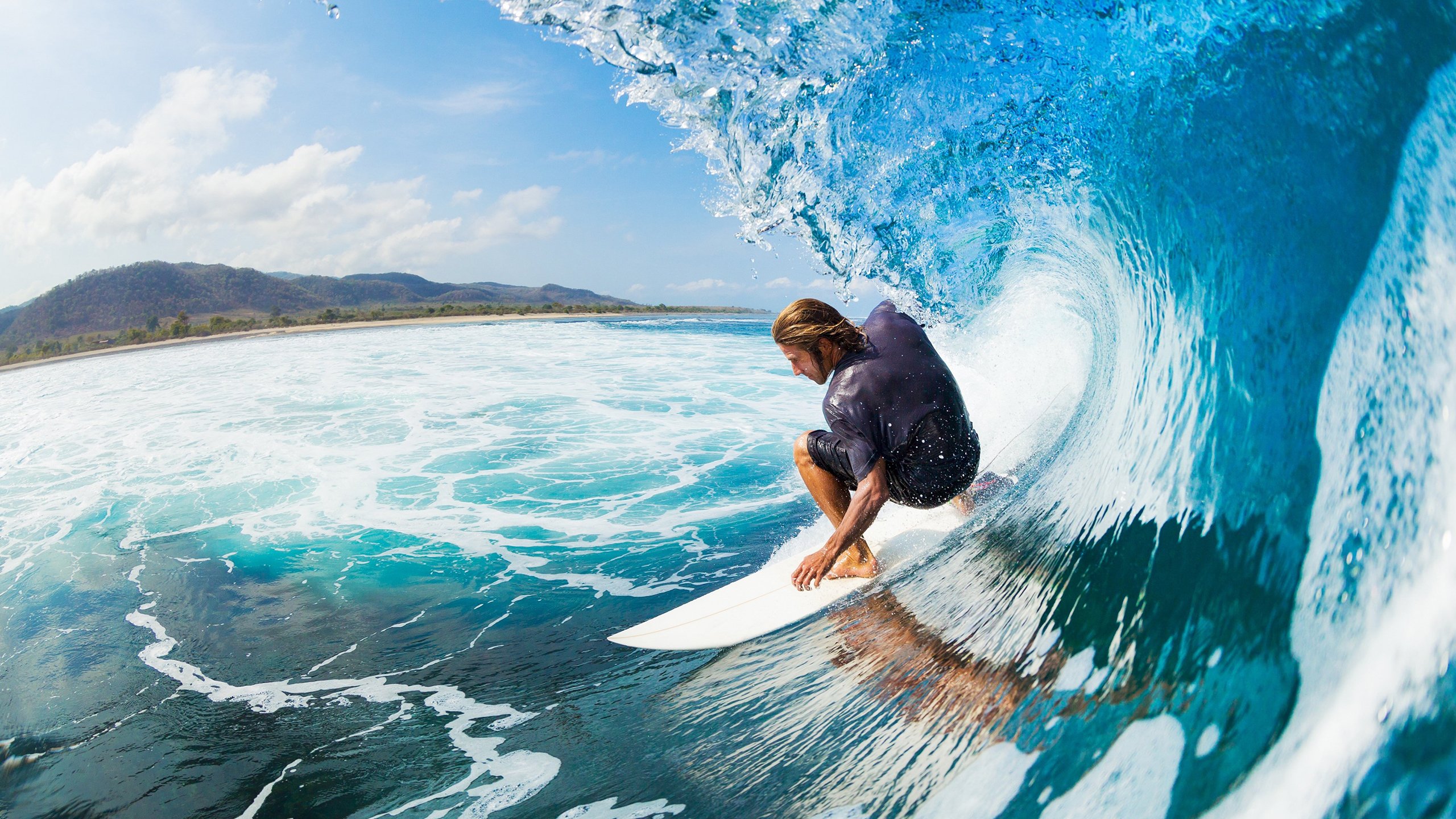 湖人主帅公开表扬詹姆斯领导能力，湖人队队员詹姆斯